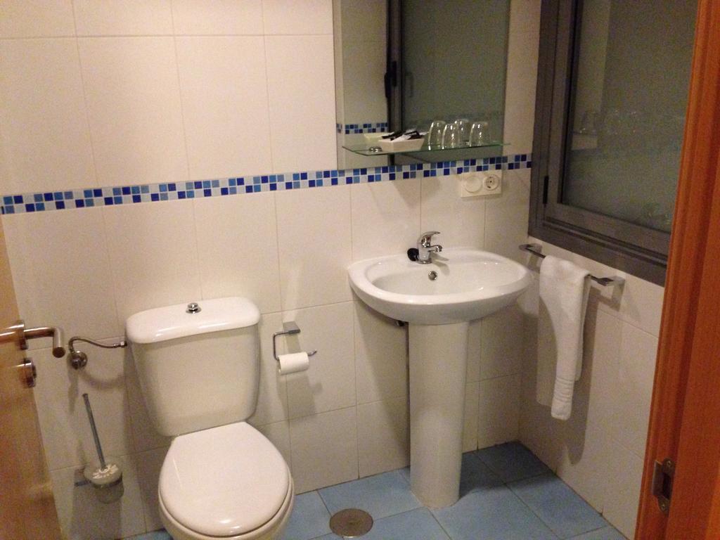 Hostal El Poligono 사모라 객실 사진