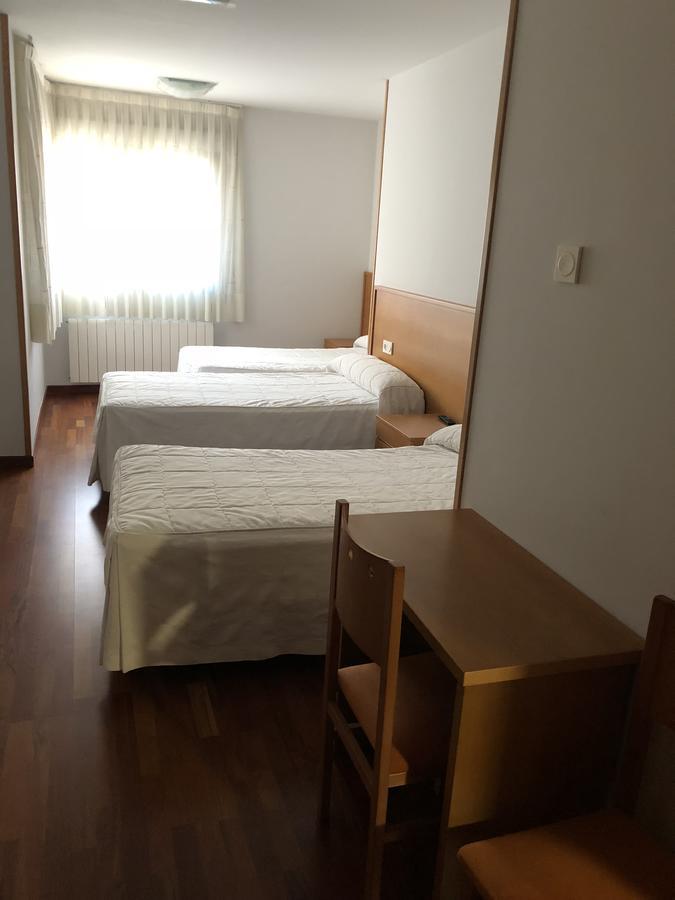 Hostal El Poligono 사모라 외부 사진